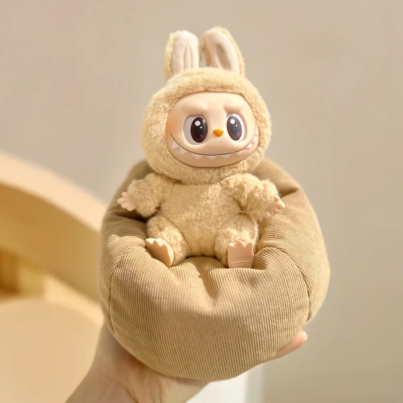 Voor 17 cm Labubu Mini Sofa Bjd Pop Kamer Decoratie 2e Generatie Zitten Party Serie Pop Sofa Auto Mini slaapbank