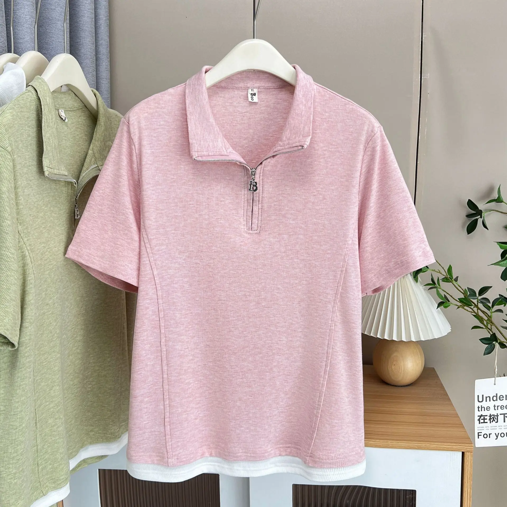 

Лето 2025 года, топ больших размеров, новинка, 100 кг, ретро полуоткрытый воротник, искусственные футболки из двух предметов, футболка с короткими рукавами для женщин 027