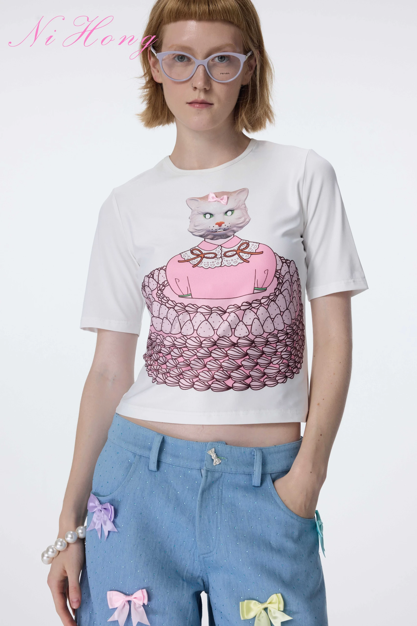 

Neon White Head Cake ort Sve T-irt Women's Top Gwendolyn's Beloved Pet Street Sle Slim Fit Summer Faion
