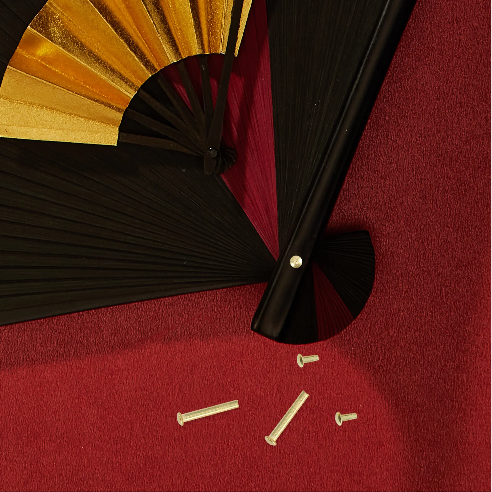 

2Sets Handheld Fan Shaft Rivets Nuts Repairing Kit Portable Lightweight DIY Crafting Studs Fasteners Folding Fan Shaft