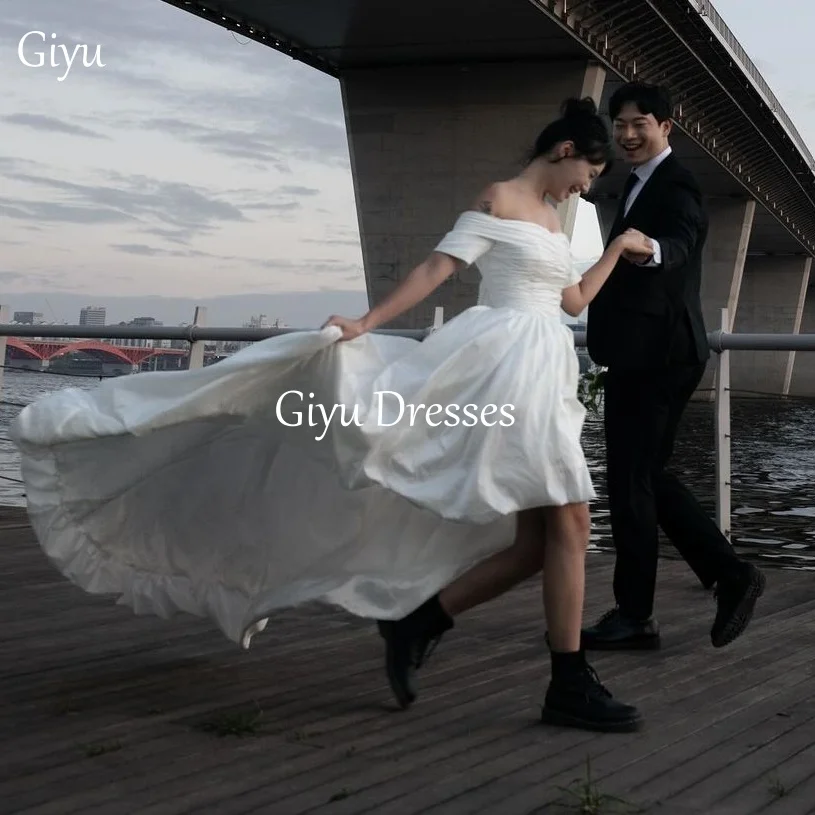 

Giyu Simple Front Short Back Long Off Shoulder Pleated Sweep Train Korean Vestidos De Novia Vestidos Para Mujer Customized