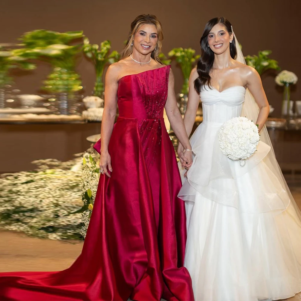 Customized Strapless A Line Mother of the Bride Dresses with Overskirt Beads Pleat Formal Gown with Split Satin Evening Wear