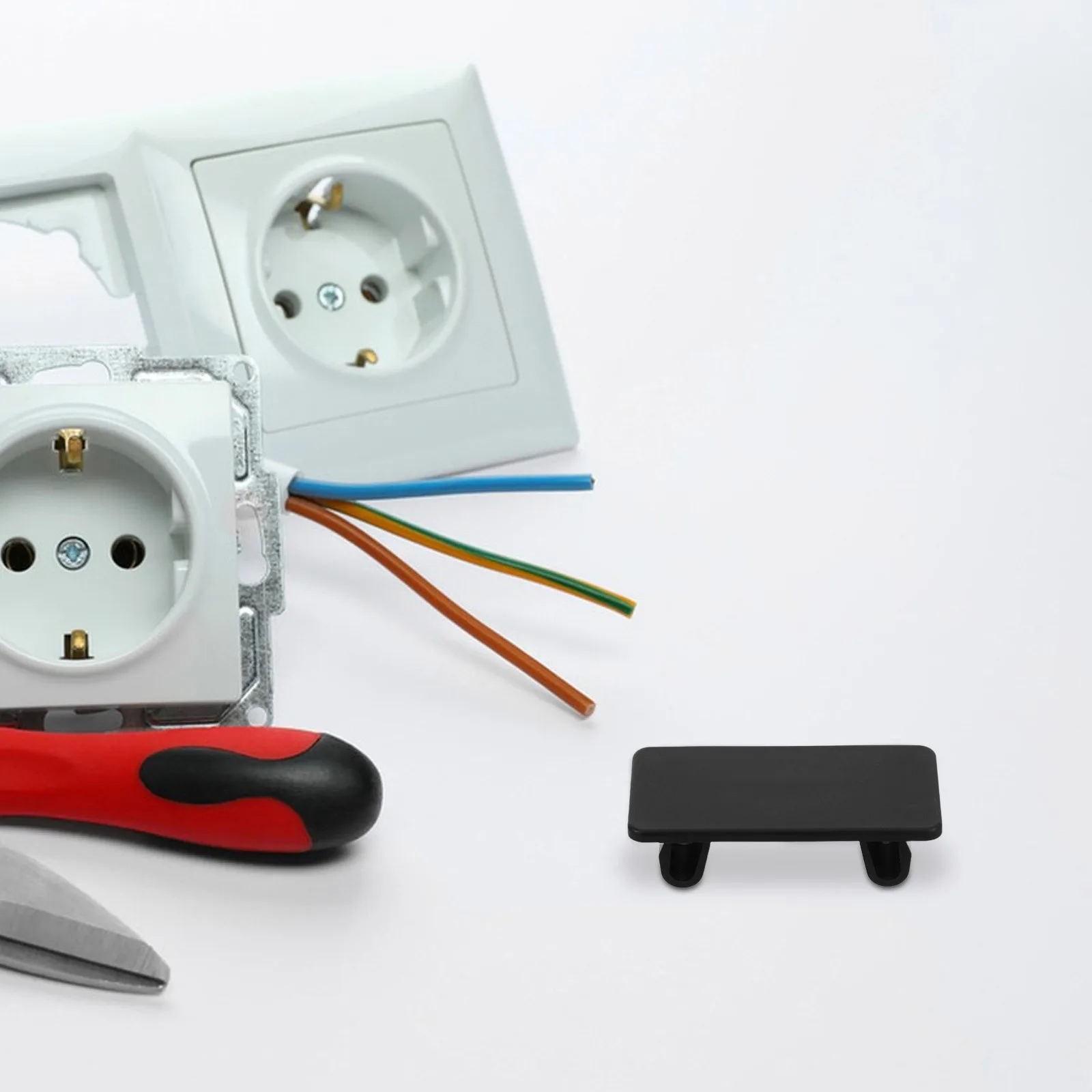 

Rocker Switch Panel Cover Black Nylon Waterproof Mounting Bracket for Car Supply Waterproof Socket Cover Panel Hole Fillers