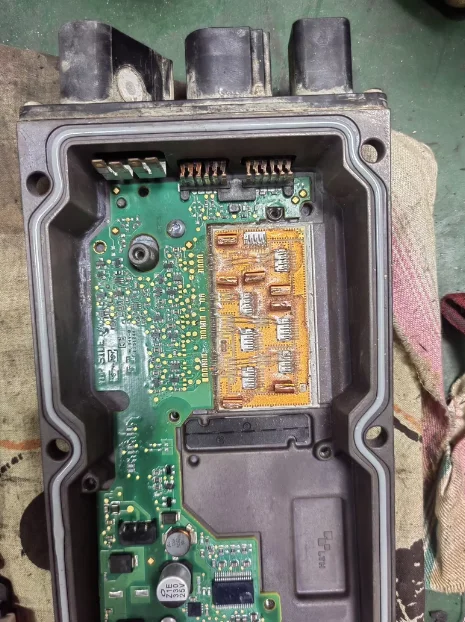 

For Audi Steering Computer Board Driver IGBT C7B9Q5 Steering Wheel Drive Chip A6 A7 A8 Q7 A4 A5 S4 S5