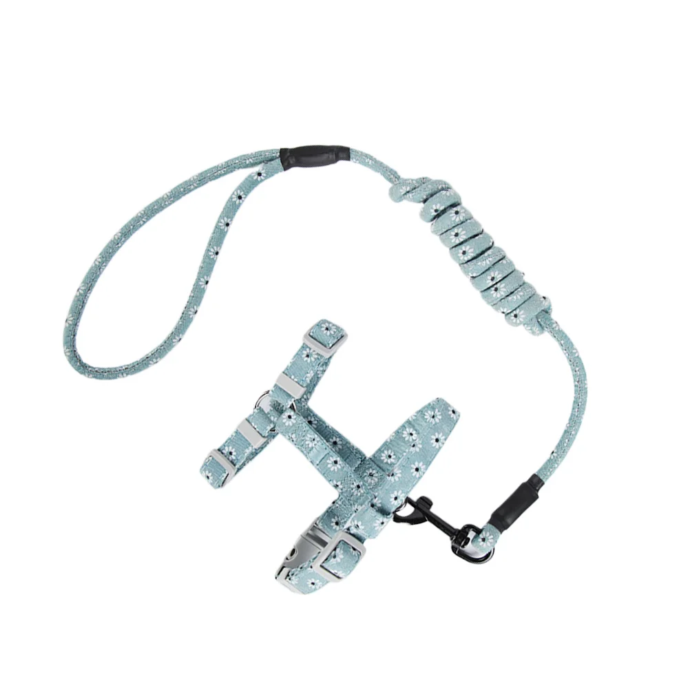 

Flower Pattern Cat Harness Light Green Medium Adjustable Soft Breathable Vest for Cat Walking Outdoor Traction Rope Pet Supplies
