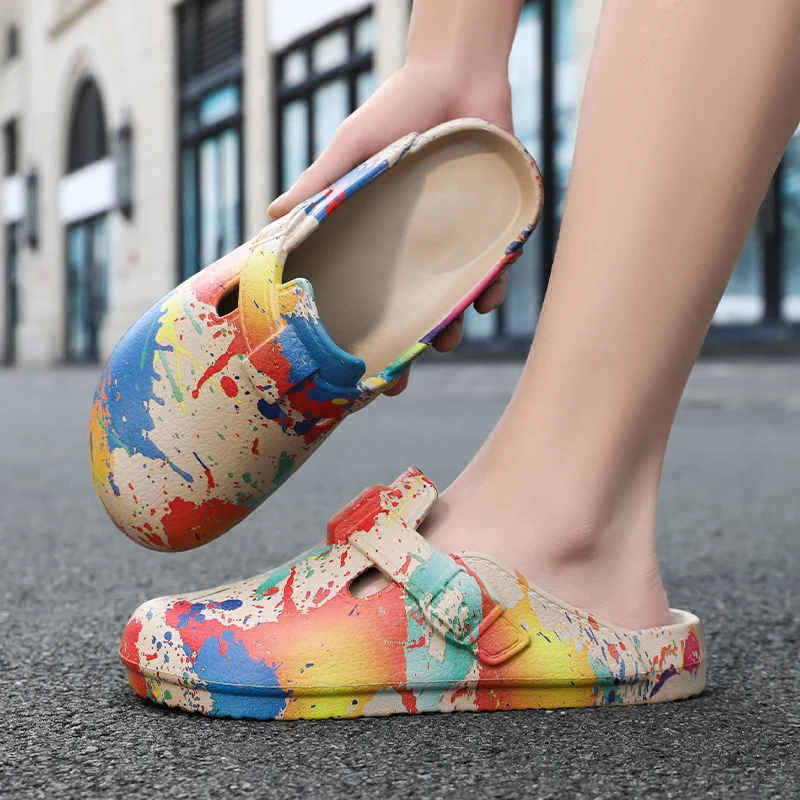 Men Women Graffiti Splash Paint Clogs EVA Closed Toe Slide Sandals Lightweight Waterproof Slip on Mules Outdoor Indoor view 6