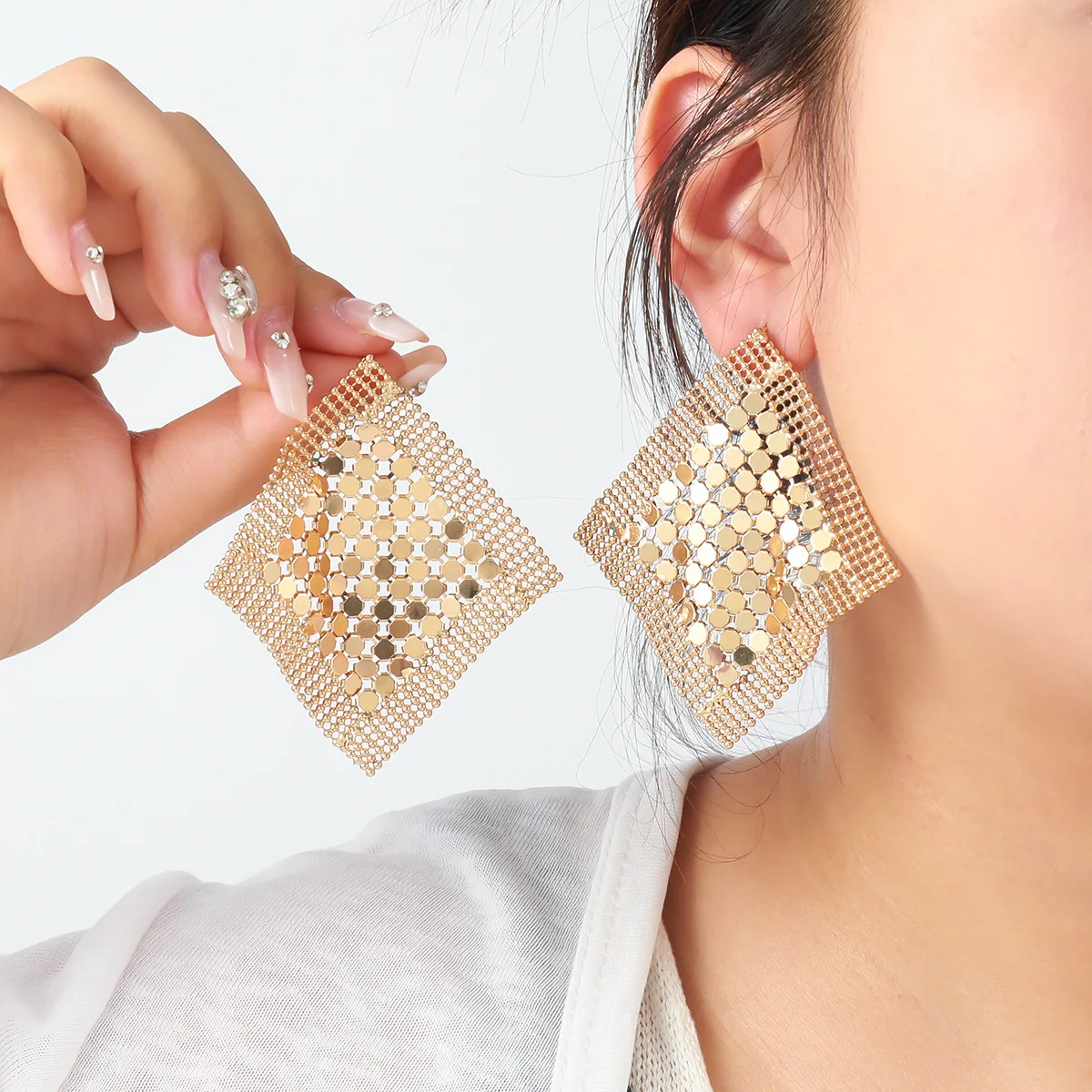 Легкие роскошные серьги ZAA с преувеличенной индивидуальностью в стиле ретро, многослойные модные серьги с кисточками, 2025 г., аксессуары для повседневной носки, подарок для девочек