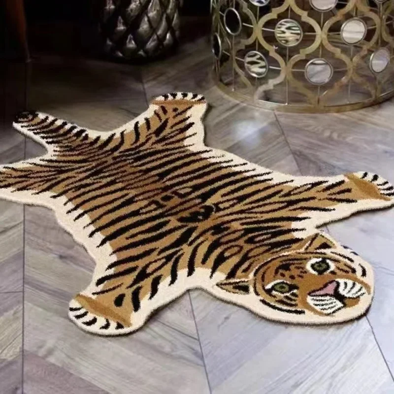 VIKAMA Anomalous Tiger Lion Imitation Animal Print Nordic American Living Room Bedroom Bed Blanket Sofa Cushion Home Decoration