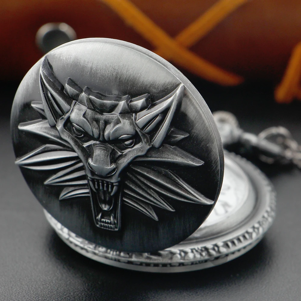 Montre de poche à quartz avec emblème de loup-garou pour hommes et femmes, monstre terrifiant, collier pendentif, cadeau étudiant, mode