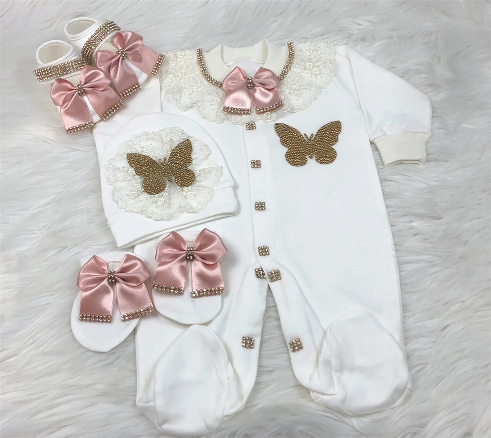 Dollbling Butterfly Jewelry Crown Gift Clothing Sets Welcome Home Lace Baby Rompers Mittens Bonnet Pajamas Outfit 4pcs Layette