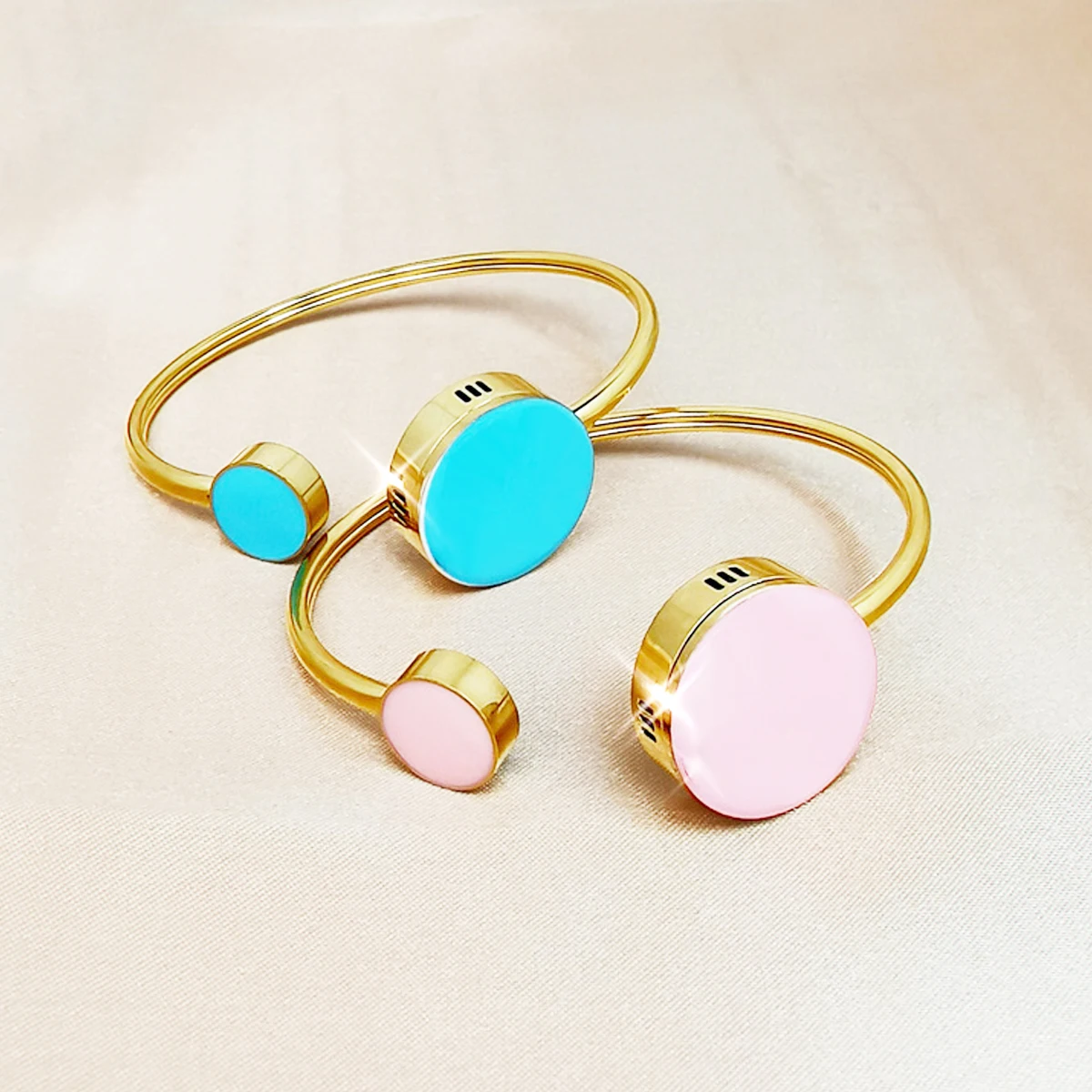 SHENNAIMING Women's Rose Gold Stainless Steel Bracelets with Fragrance Box Pink & Blue Color Bangles Fashion Jewelry Accessory