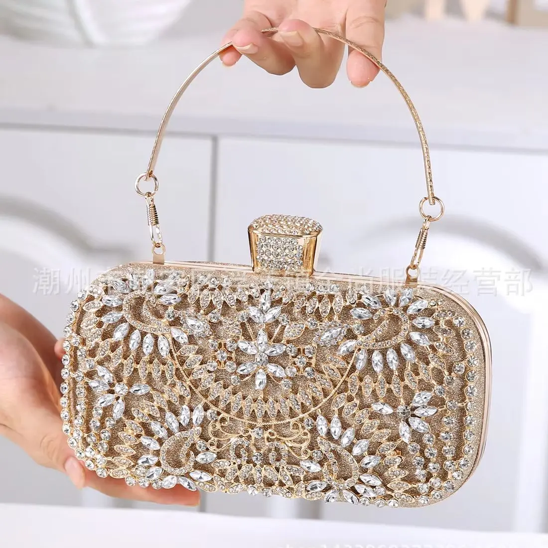 2025 New Dinner Women's Hand Diamond-encrusted Banquet Clutch Dress Evening Women's Crystal Ladies' Bag Wedding Luxury Handbags