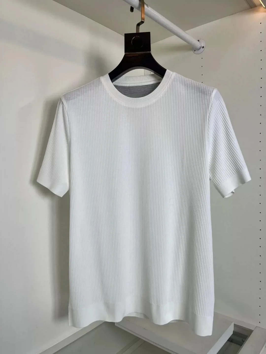 

Мужская футболка в итальянском стиле с круглым вырезом, вязаная, из хлопка, с коротким рукавом, повседневная, универсальная, легкая, летняя, модная, ретро, с монетным принтом