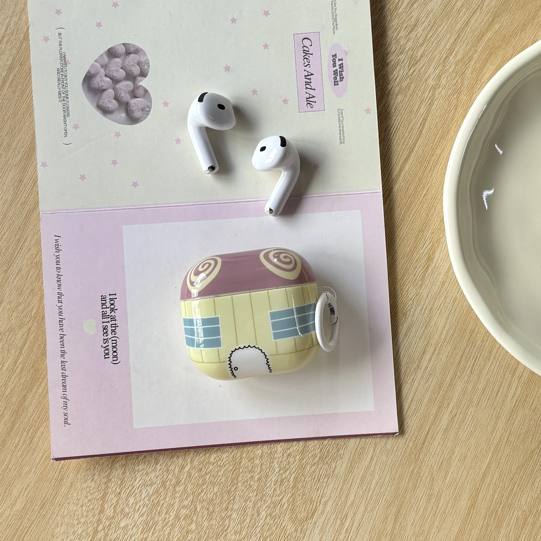 Cute Chic Pink Yellow Door Window House Cartoon Pattern Stripe Protective Earphone Case Cover for AirPods 1 2 3 4 5 Pro 2 Pro 3