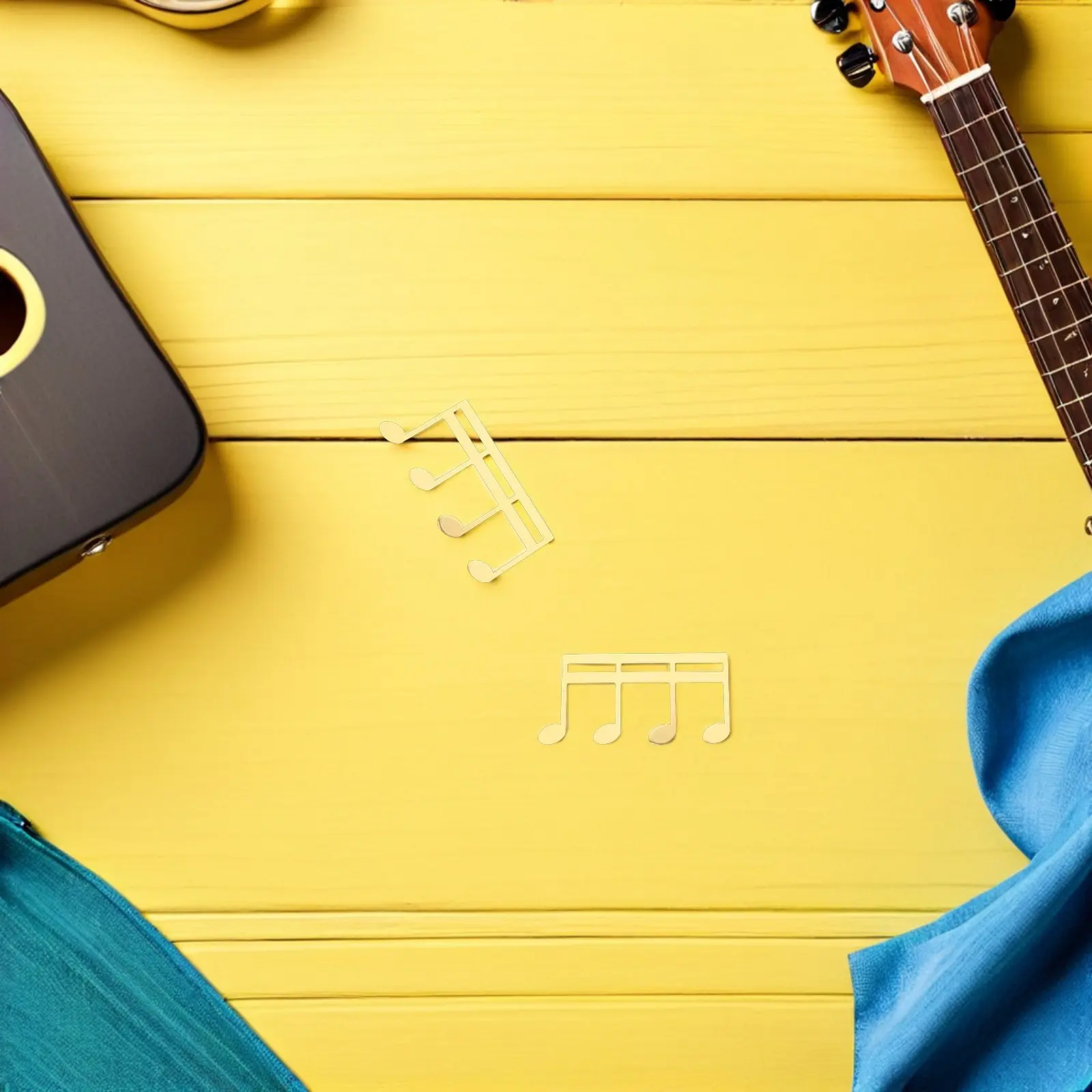2Pcs Gold Metal Music Sheet Clip Elegant Score Page Holder for Piano Guitar Violin Clarinet Saxophone Trumpet Book Stand