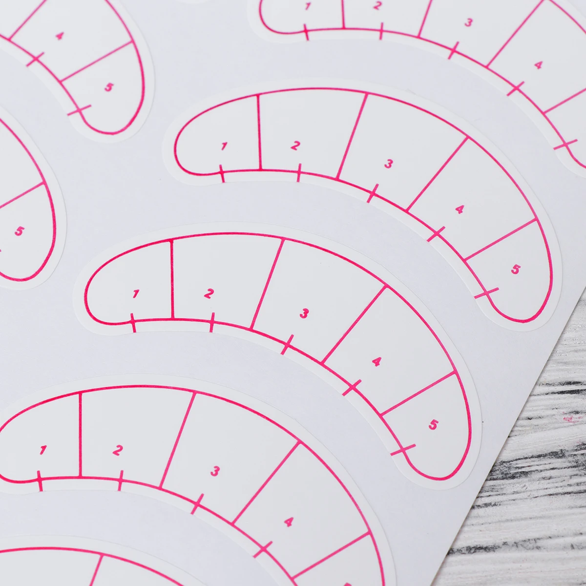 

Eyelash Isolation Paper Sticker Grafted Eyelashes Position Isolated Woman Patch Makeup Lightweight Safe Durable Fiber Material