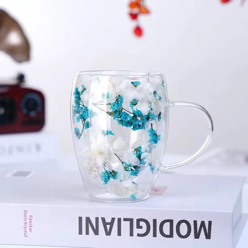 Romantic Glass Mug with Preserved Flower Design, Thoughtful Mug for Housewarming Gifts, Durable Borosilicate Art Piec