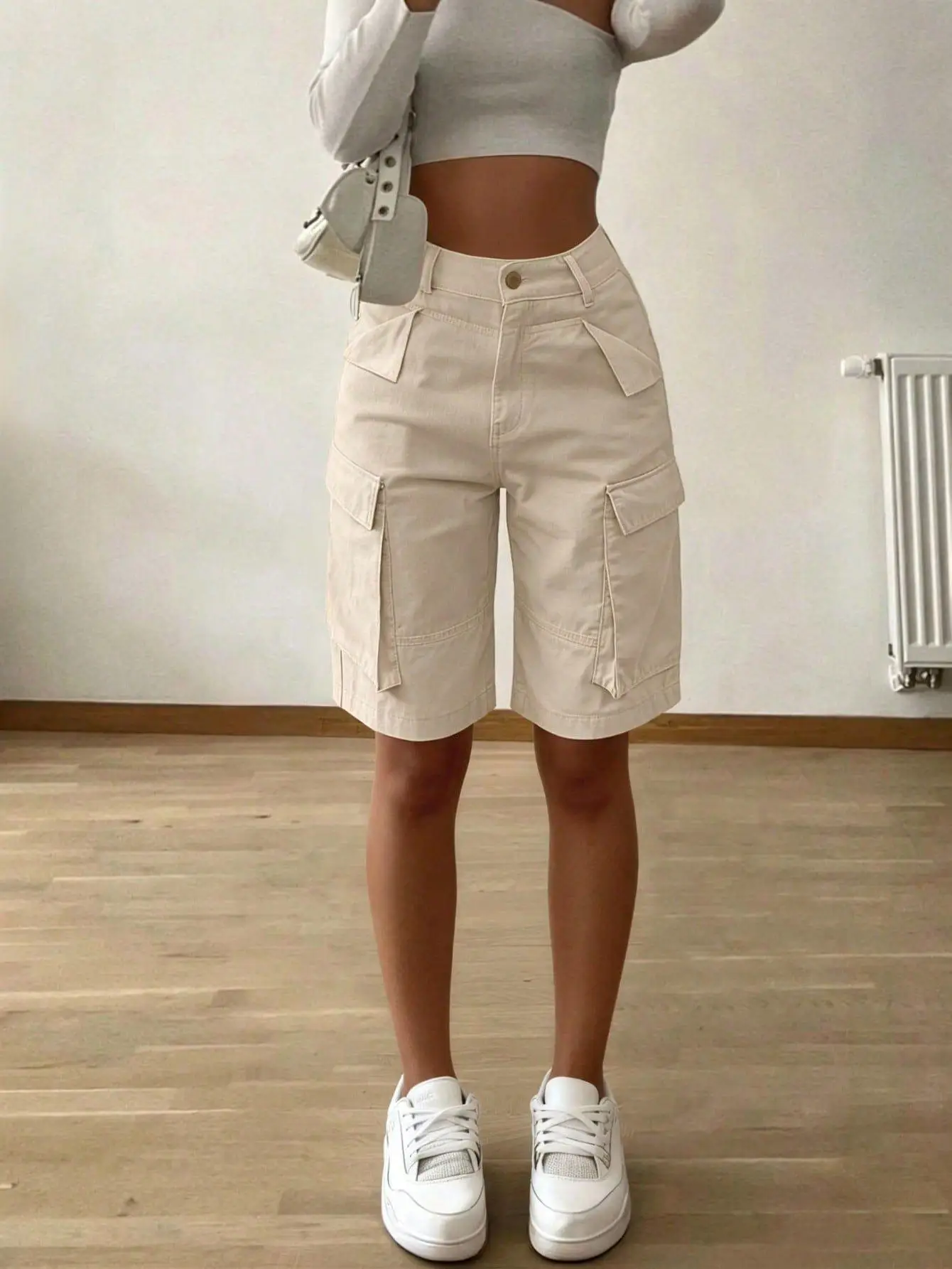 Women's Casual Solid Multi-Pocket Straight Fit Cargo Shorts Summer