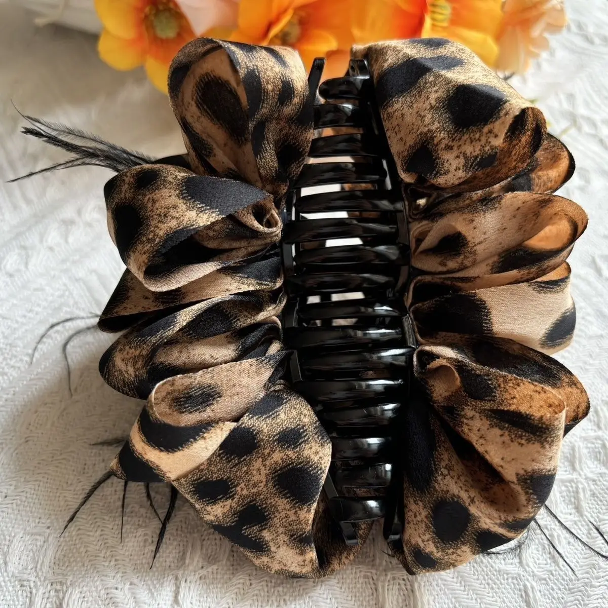 

Elegant Shark Leopard Print Socialite Bow Cloud Temperament Bubble Four Season Hair Clip Western-style Princess Light Luxury
