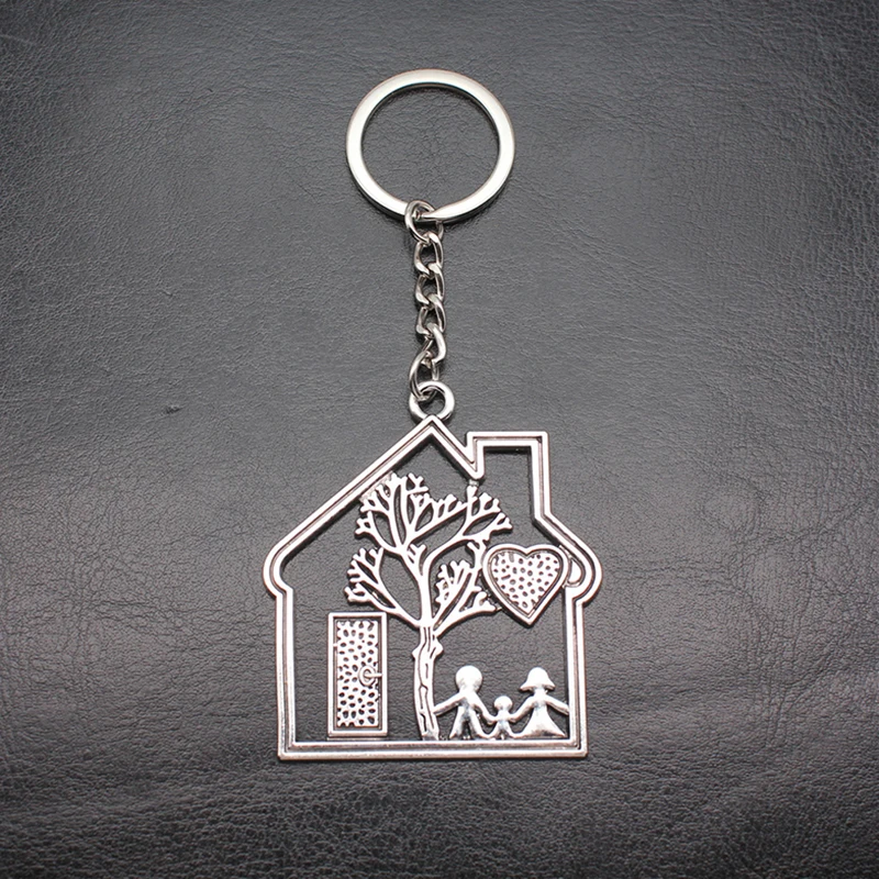 Family Keychain Dad Mom Child Love House Keychain Relatives Key Chain Handbag Accessories House Shape Villain Small Tree Pendant