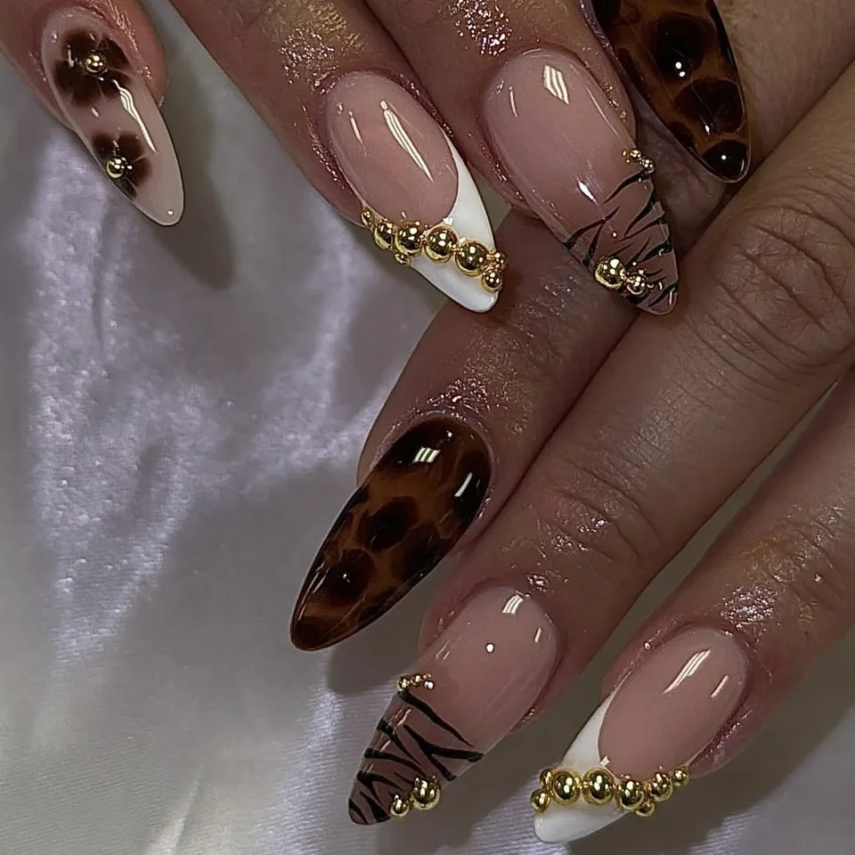 24 uñas postizas de presión, ojo de gato con estampado de leopardo, almendra larga, patrón de estrella negra, brillantina rosa, acabadas 6