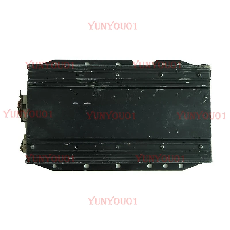 

Suitable for Old Hyundai Sonata NF Amplifier, Yuxiang Original Car Amplifier, Yuxiang Audio Amplifier, Disassembly Parts