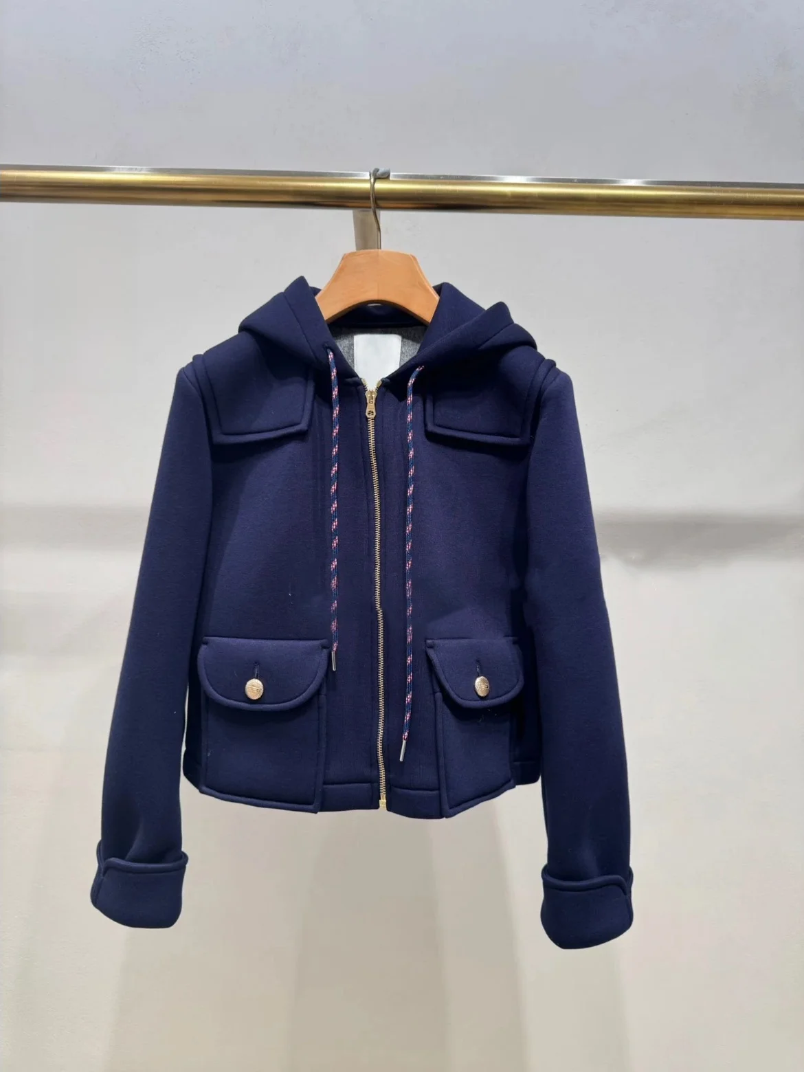 

Drawstring Hooded Air Cotton Zipper Sweatshirt Jacket Women's Casual Style Standard Fit Long Sleeve Autumn Outerwear