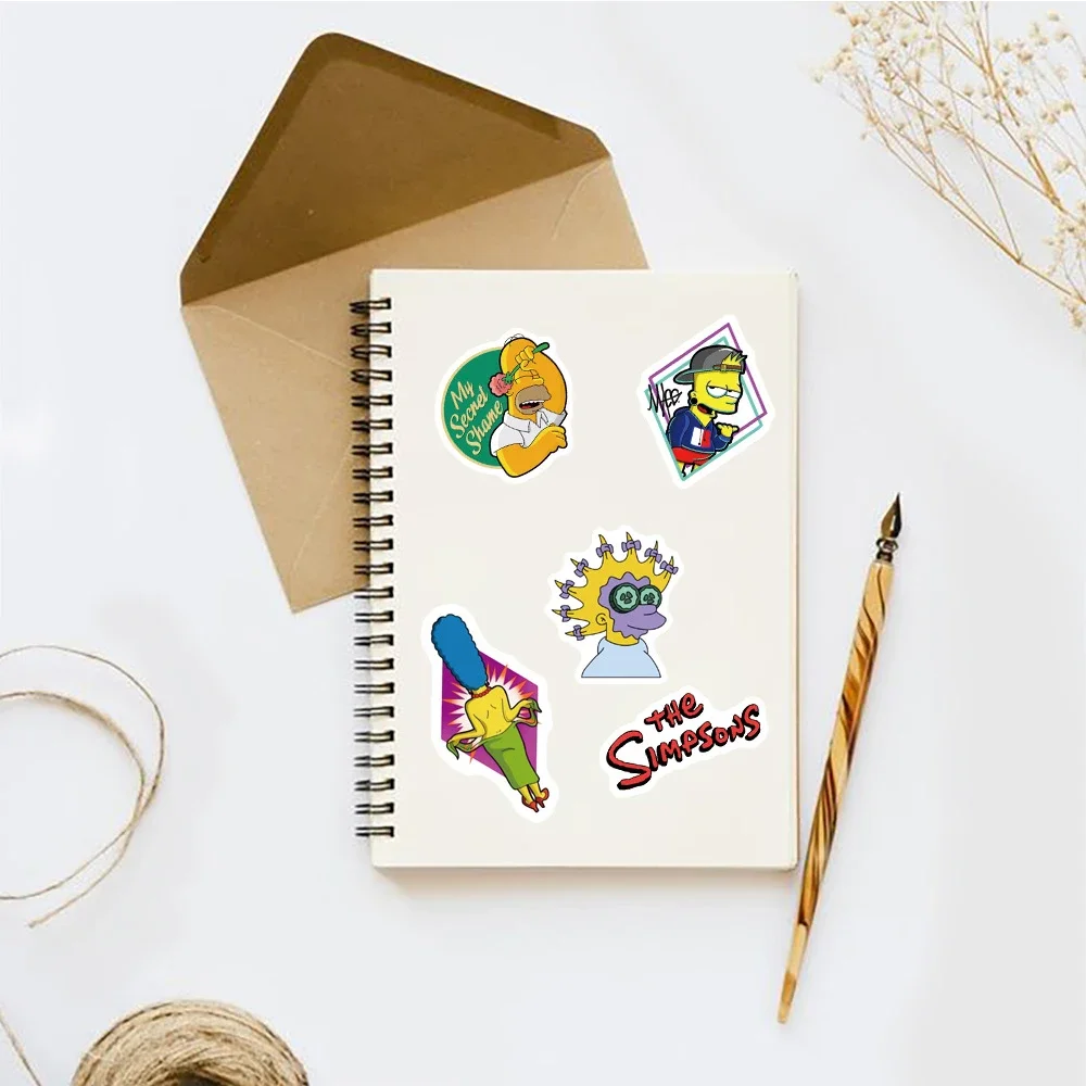 50 Uds. Pegatinas de dibujos animados de Disney The Simpsons Graffiti DIY teléfono monopatín portátil equipaje bicicleta PVC calcomanías impermeables juguete para niños