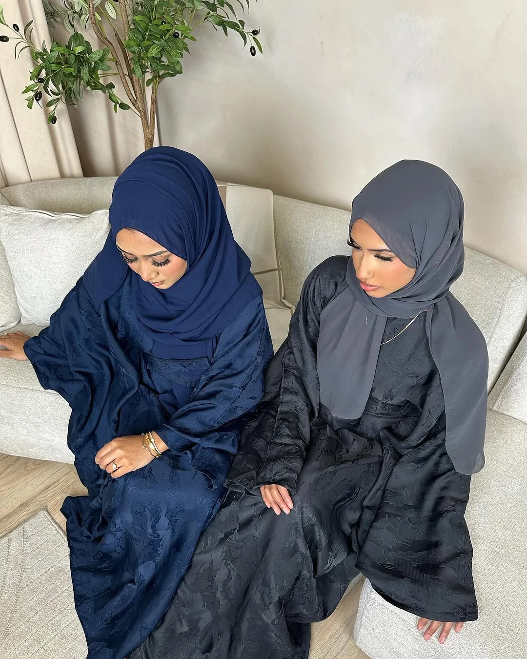 Extra-Loose-Fit Jacquard Satin Kaftan Abaya Dress-Bulit-in Waist Belt. Ramadan Eid Muslim Caftan Dress Hijabi Islamic Clothing