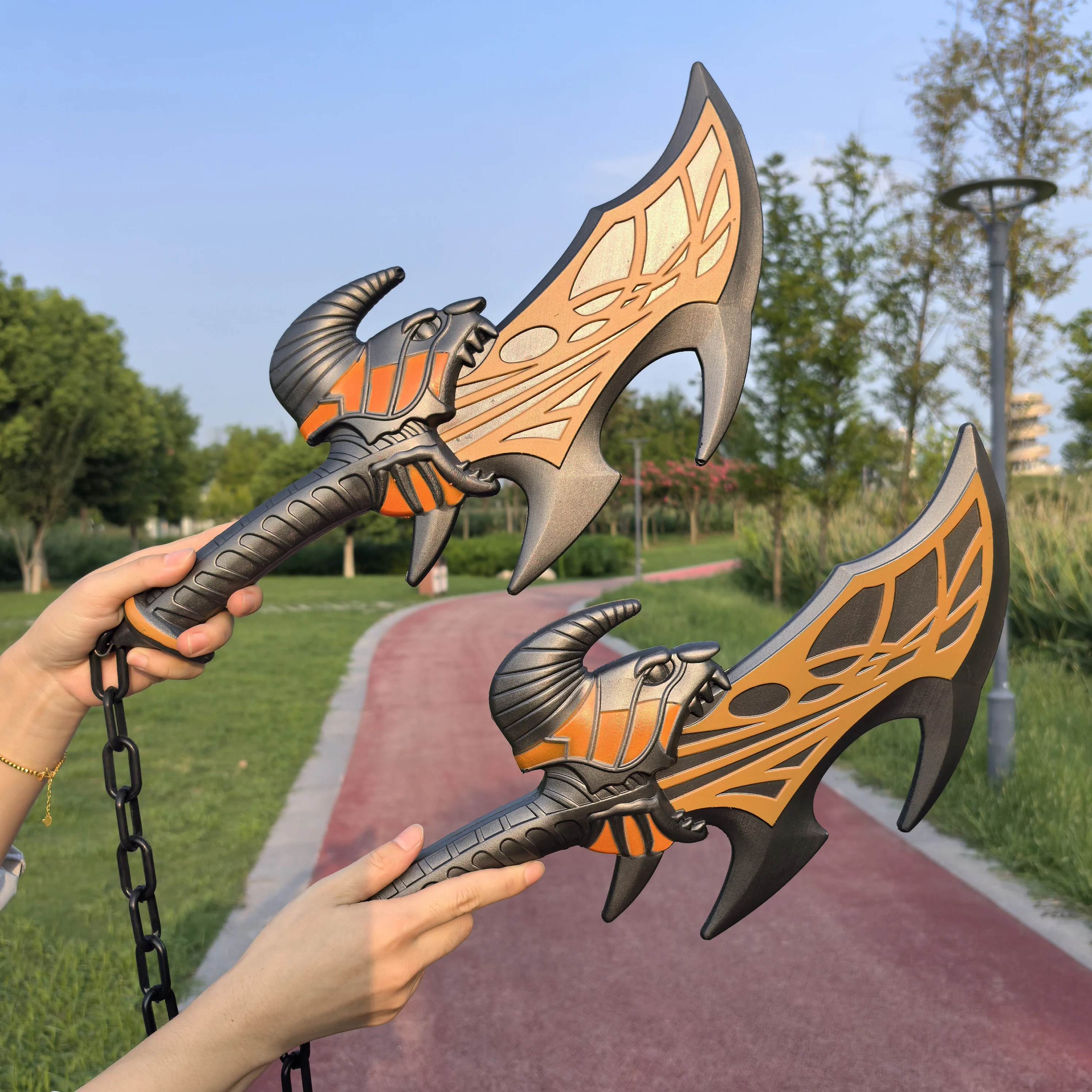 سيف دعائي للعب الأدوار بتصميم - مراجعة Cosplay Prop Axe وسعره