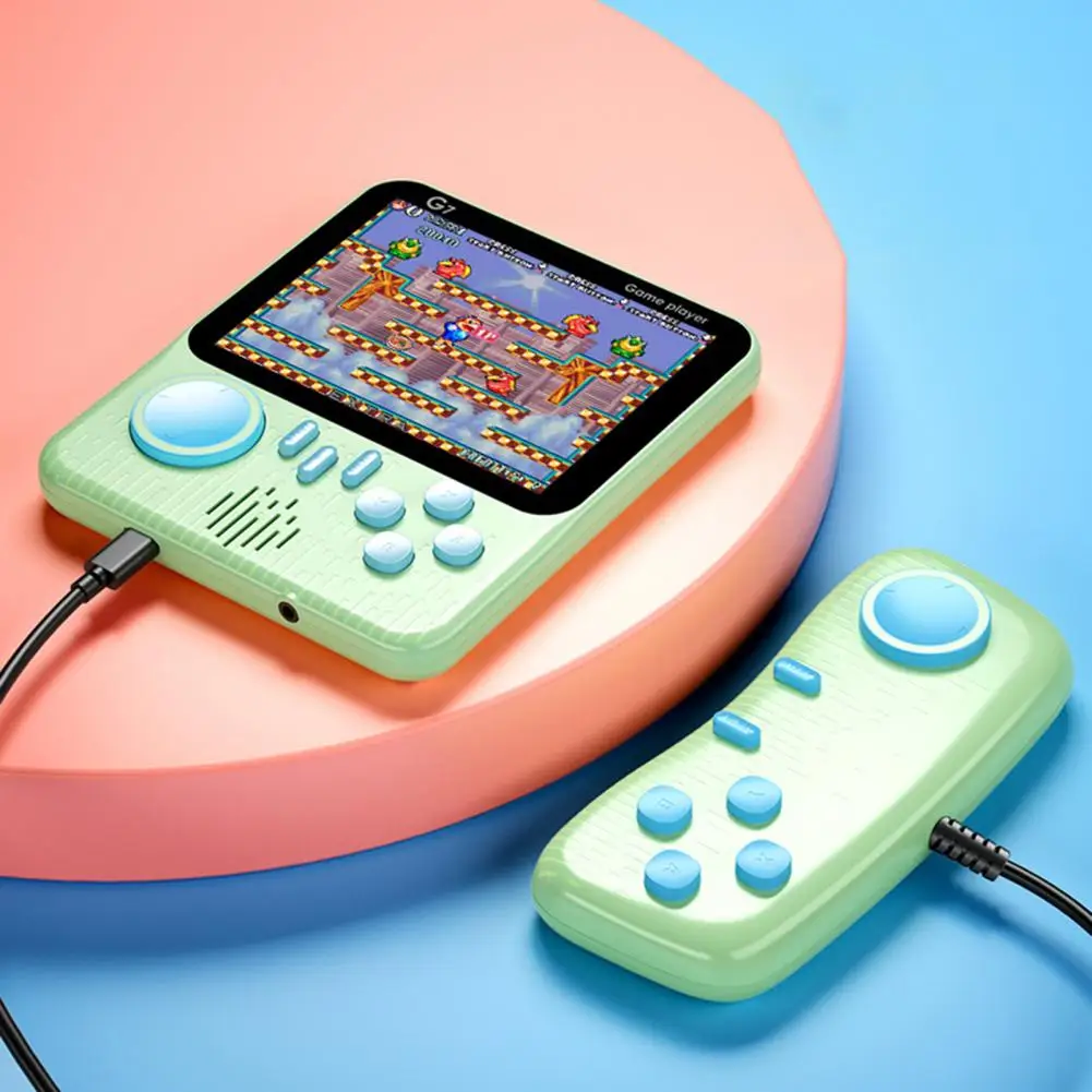 Built-in 666 Games Macaron Color Portable Retro Video Game Console for Travel