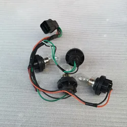 For Mitsubishi Pajero V31 V33 Rear Brake Light Harness Plug Holder Bulb
