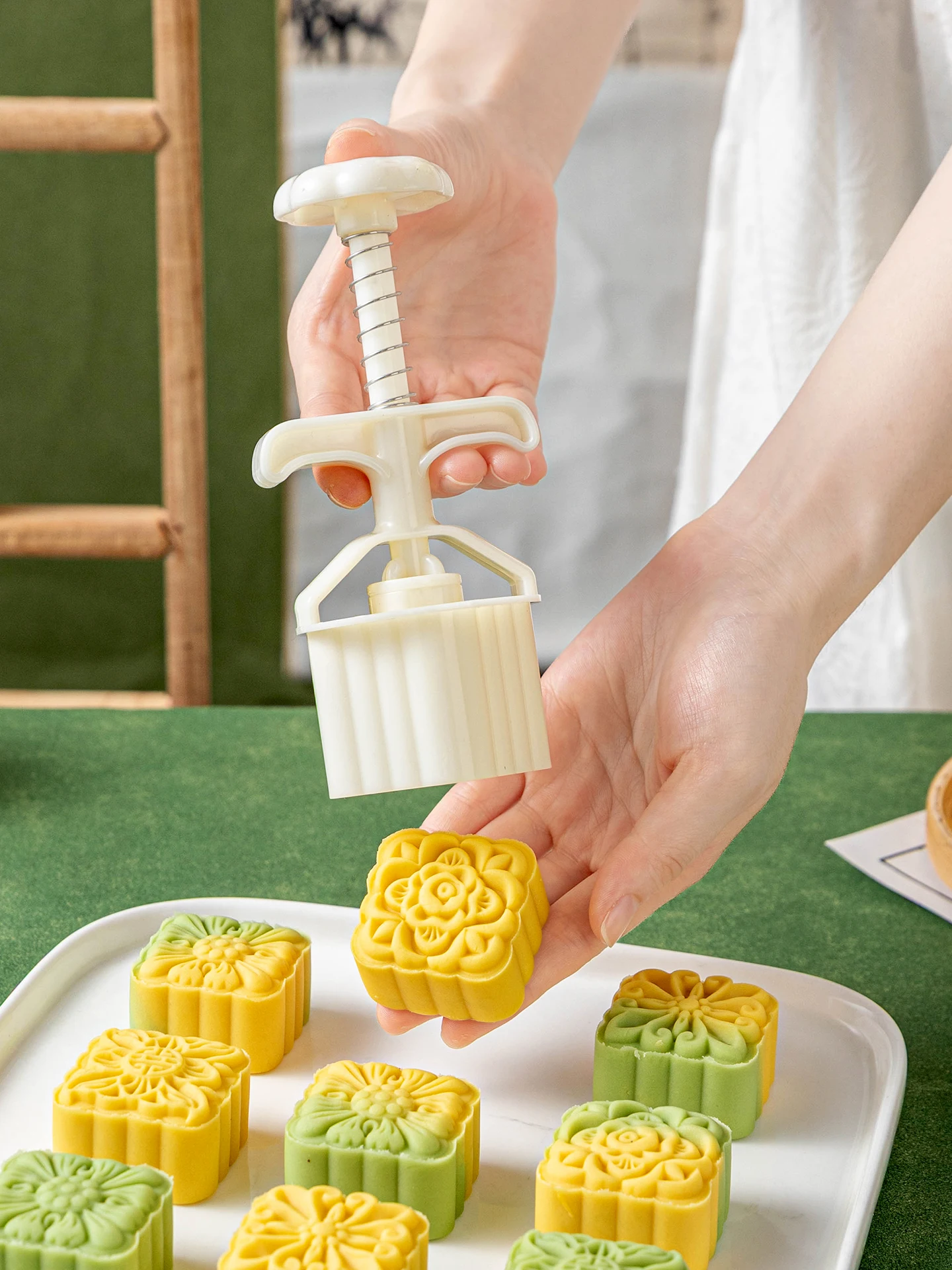 bolo-de-feijao-verde-prensado-a-mao-de-grau-alimenticio-novo-bolo-lunar-floral-pasta-de-inhame-pele-de-gelo-especial-para-fazer-30g-cozinha-e-confeitaria