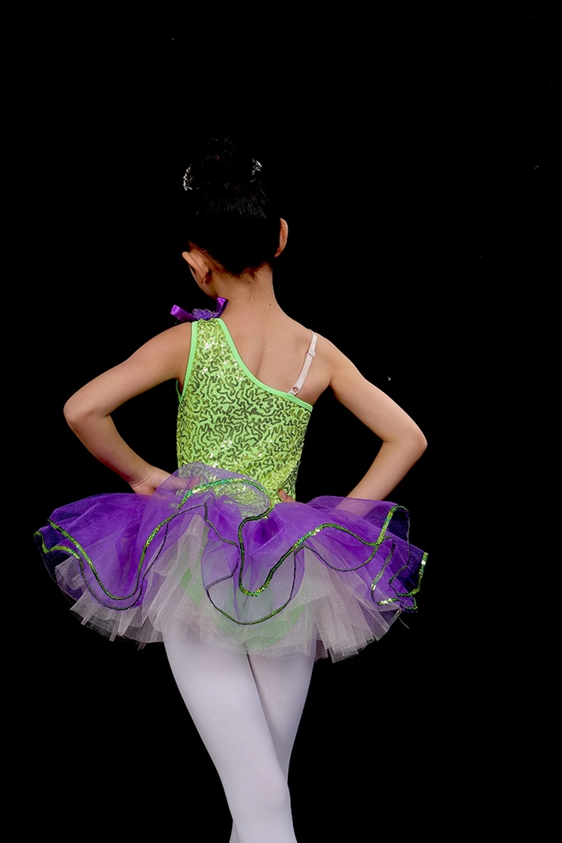 Customize professional jazz Latin dance costumes in any color performance skirt sequined feather style