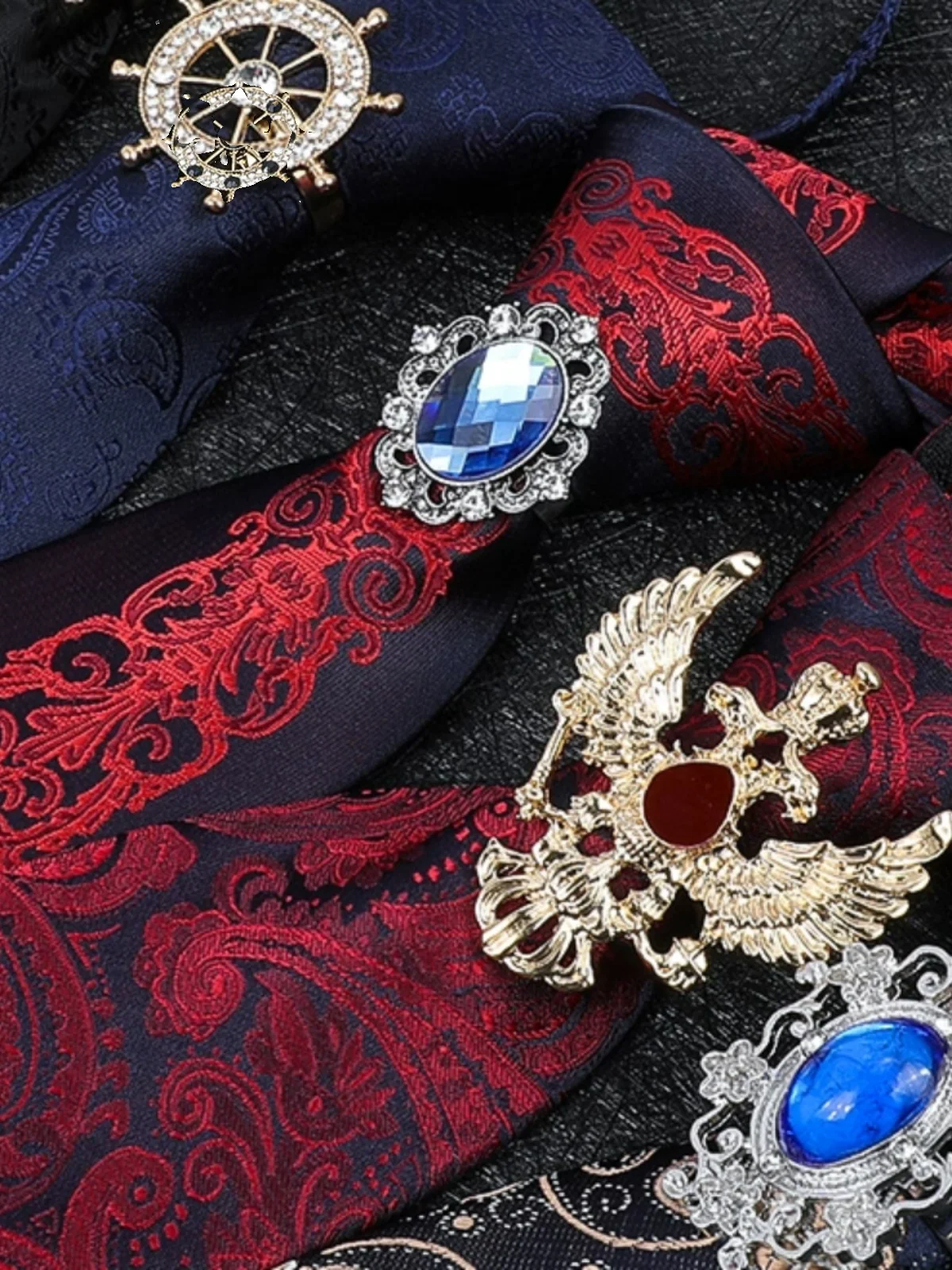 csa-social-masculina-com-colarinho-diamante-e-prendedor-de-avata-retro-estilo-caviro-–-acorio-de-moda-em-tecido-de