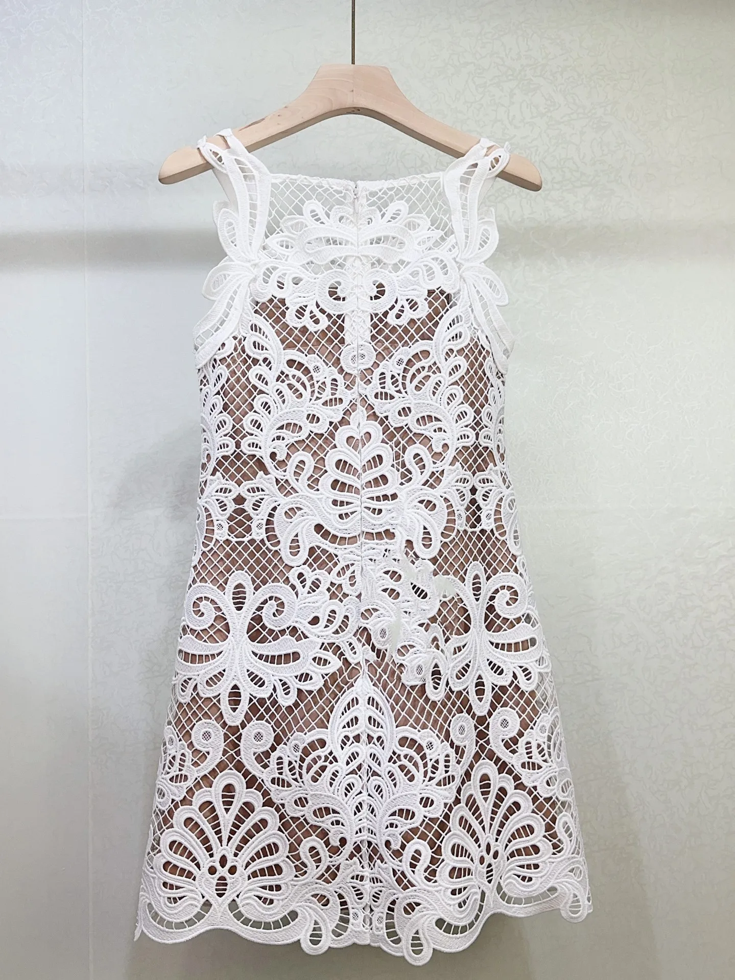 Women Lace Hollow Out Sling Dress