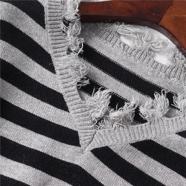 Trendy V-Neck Shiny Thread Weave Color Block Fringe Loose Knitted Sweater Street Style Autumn Winter Women's Long Sleeve Crew...