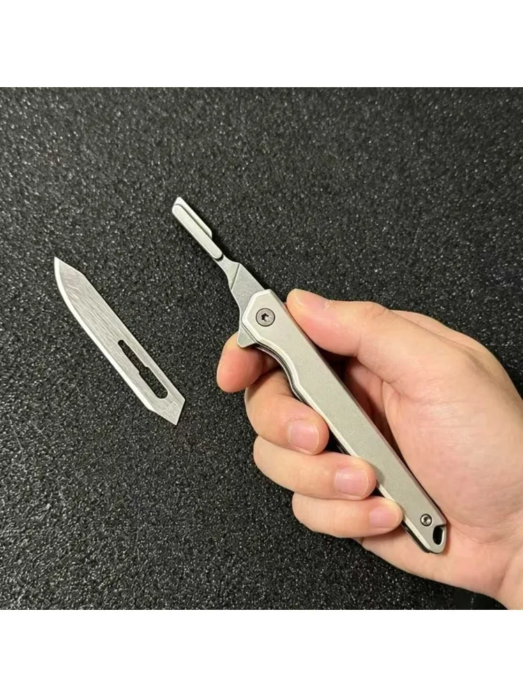 Edelstahl-Klappmesser EDC Multifunktionales Fensterbrechgerät Sechskantschlüssel Flaschenöffner Seilmesser