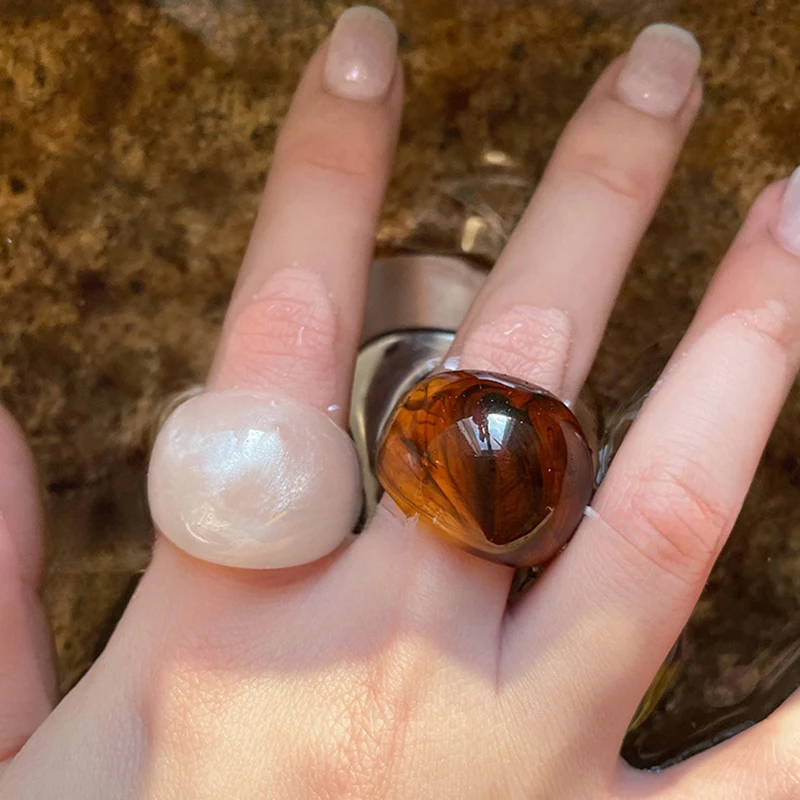 Anillo de resina exagerado marrón caramelo Vintage Otoño/Invierno para señora amigos joyería de moda encanto anillo de dedo regalos