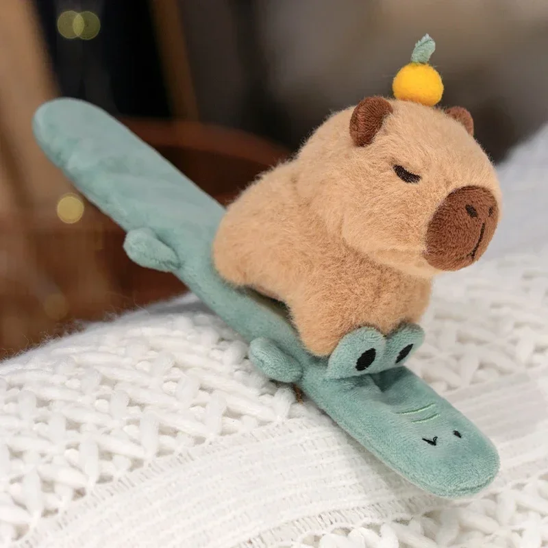 Capybara Slap Snap Wrap Capybara Plushie Armband Armband Kawaii Niedlicher Hund Katze Plüschtier Handring Kreatives lustiges Geschenk – Detail 9