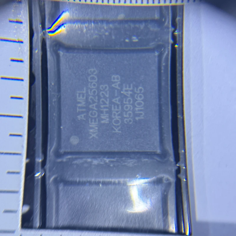 Microchip ATMEGA256D3 | 8-Bit AVR Microcontroller | 32KB Flash, 2KB RAM, 1KB EEPROM, 32-Pin TQFP