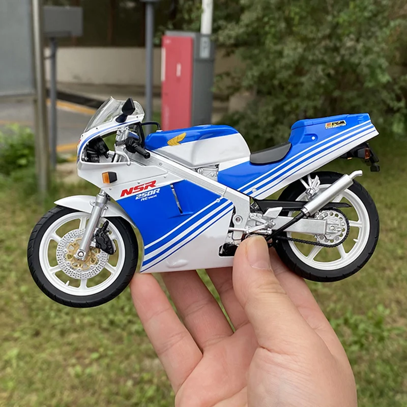 Qingdao Society 1:12 NSR 250R SP R4 Rothmans MC18 Motorcycle Model