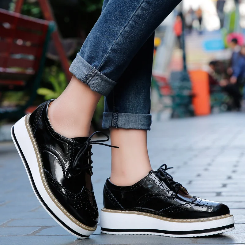 Spring Autumn Women Derby Platform Gold Flats Brogue Leather Lace Up Classic Bullock Footwear Female Oxford Shoes Lady