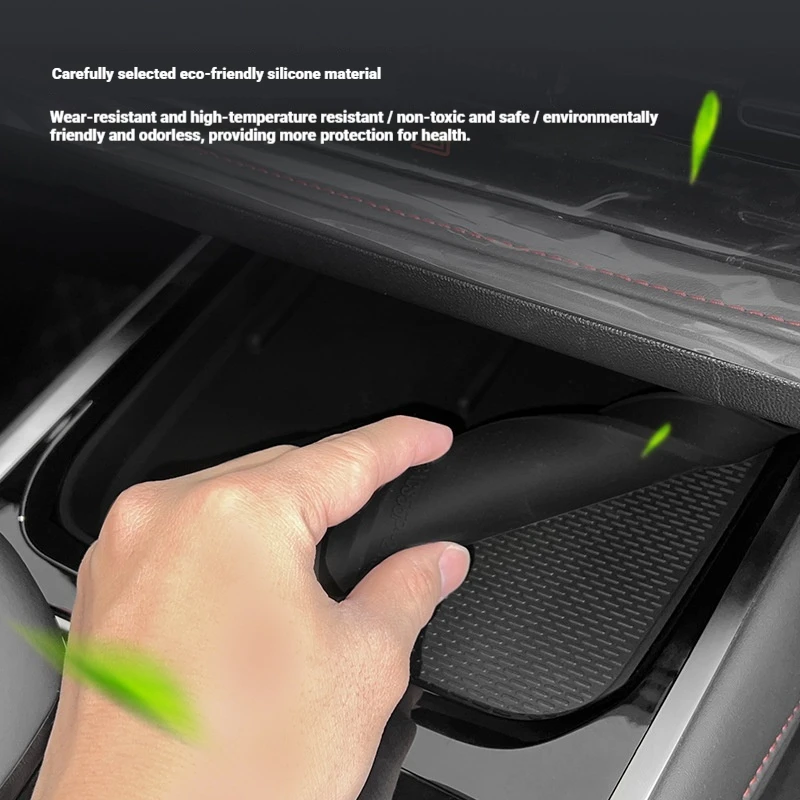 It is suitable for 24 models of third-generation Changan CS55 PLUS central control wireless charging silicone mat car interior p