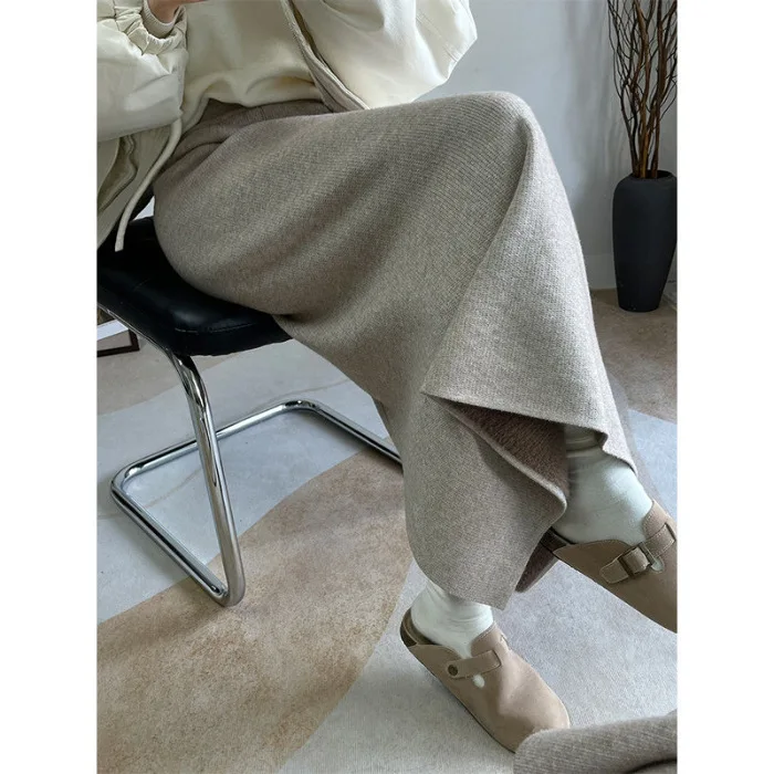 Winter Fleece Split Knit Midi Skirt Trendy Women's High Waist Hip Covering Loose Straight Tube Versatile Wrapped in Yarn