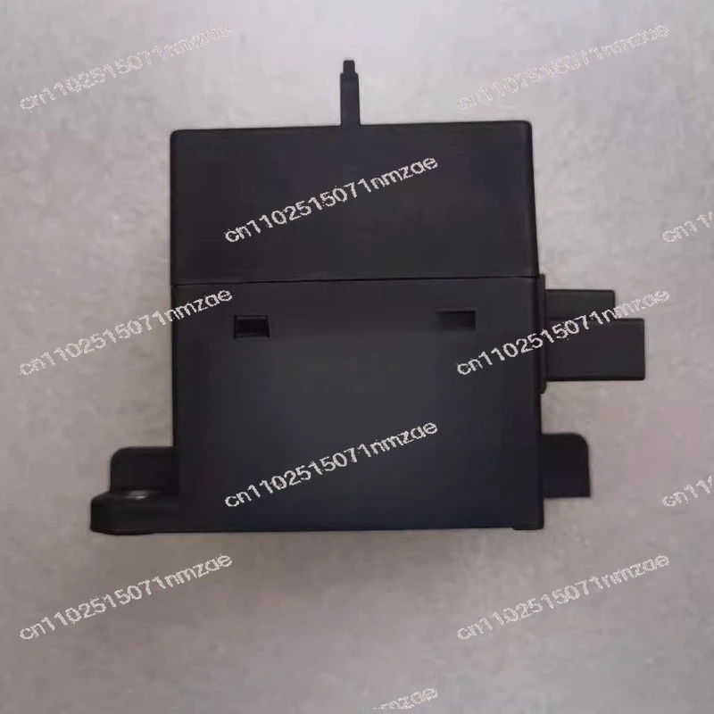 New Energy Vehicle Contactor HFE82V-250C 750-12-H-C5-1 750V250A Relay