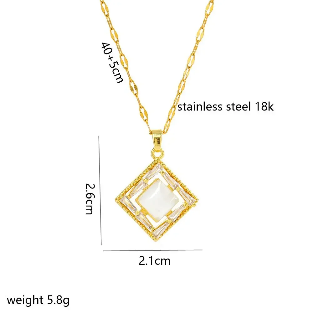 С простым инкрустированным бриллиантами цепочкой на ключицу «кошачий глаз», это уникальный и модный аксессуар для женщин.