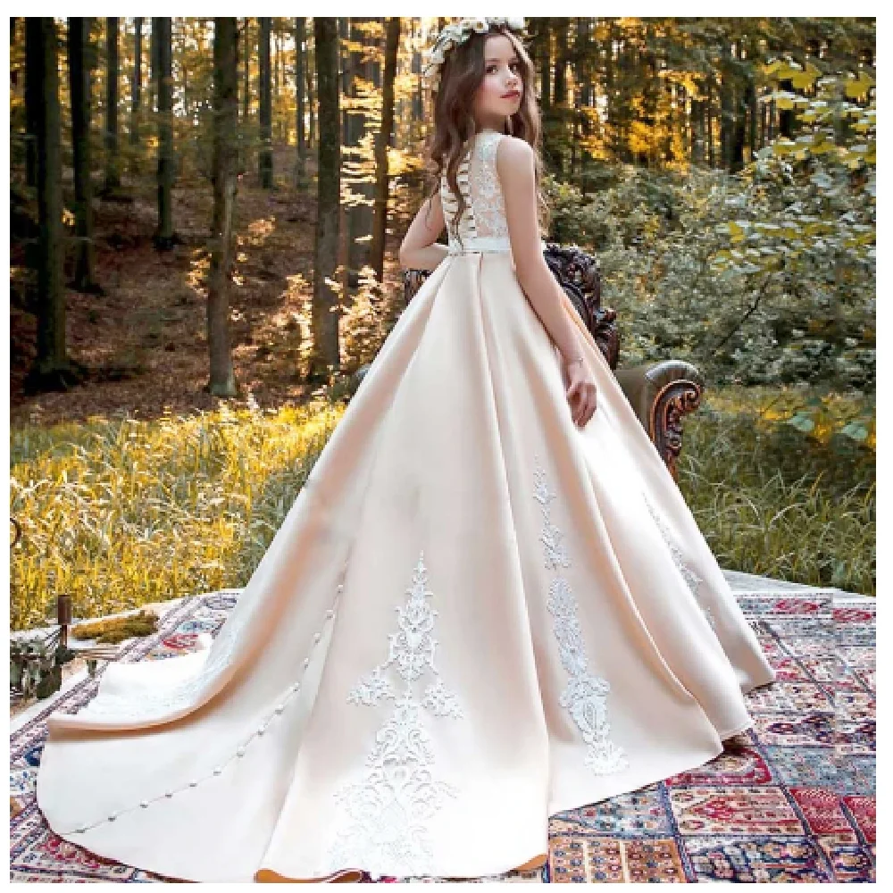 Elegante Blumen mädchen Kleider Flügel ärmel Spitze Applikationen Knopf für Hochzeit Geburtstags feier Kleider und Veranstaltungen Kommunion Abschluss ball