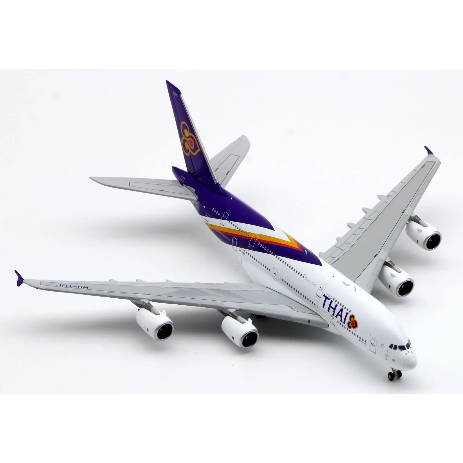 XX4897 Alloy Collectible Plane Gift JC Wings 1:400 Thai Airways \