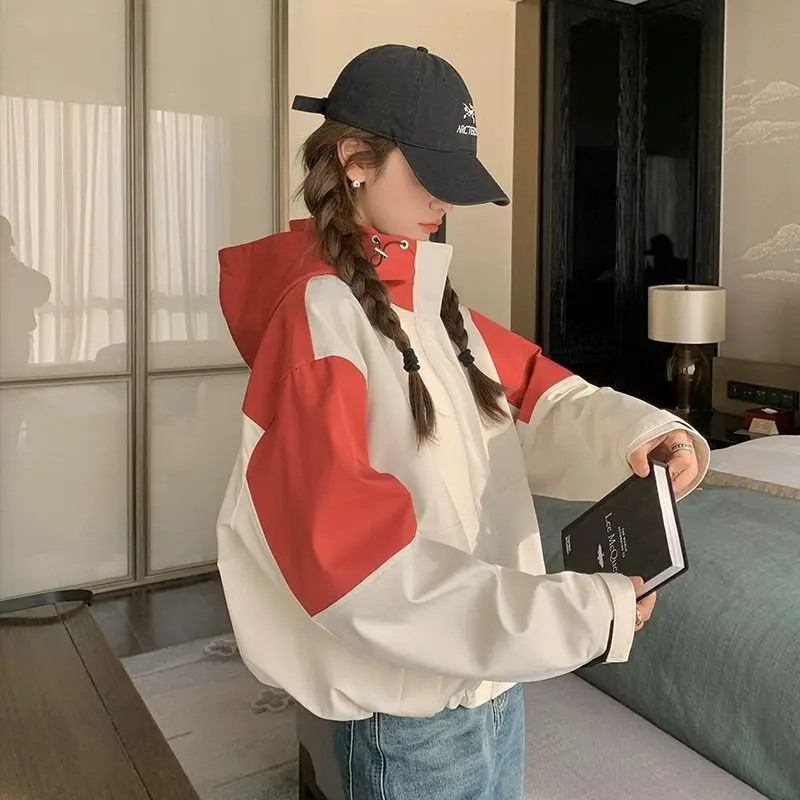 

Женские куртки на молнии Молодежная женская одежда Асимметричный лацкан Slim-Fit Воротник-стойка Чистый простой элегантный короткий карман спереди